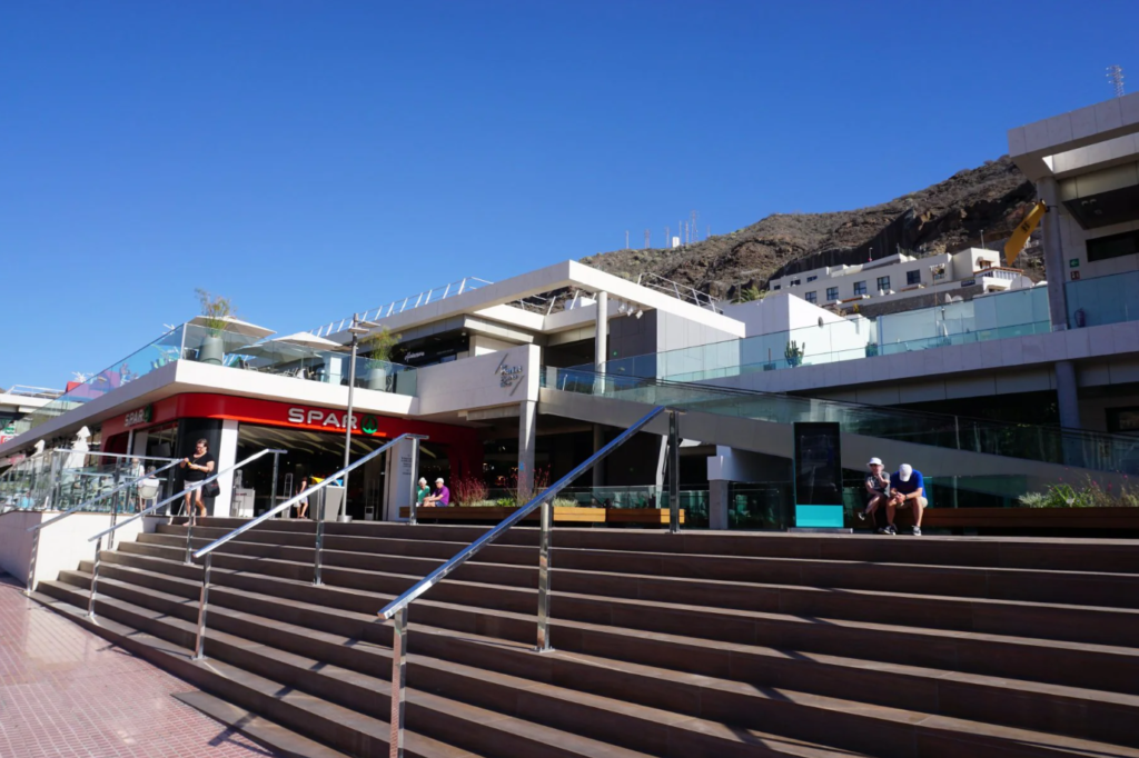 jardines del puerto lanzarote